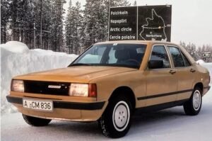 Neste protótipo camuflado é difícil reconhecer a Mercedes. Especialmente considerando o tamanho Neste protótipo camuflado é difícil reconhecer a Mercedes. Especialmente considerando o tamanho